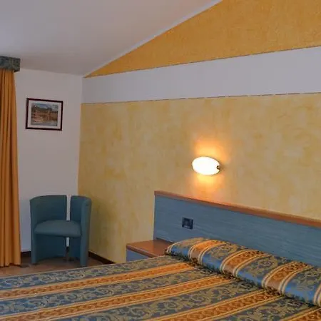 Dolci Colli Hotel 3*