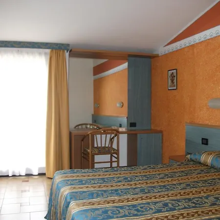 Dolci Colli Hotel 3*